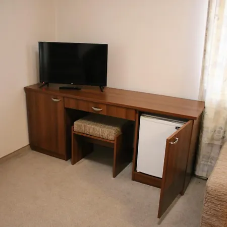 Kralev Dvor Ξενοδοχείο 3*