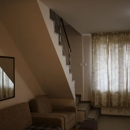 Kralev Dvor بانسكو