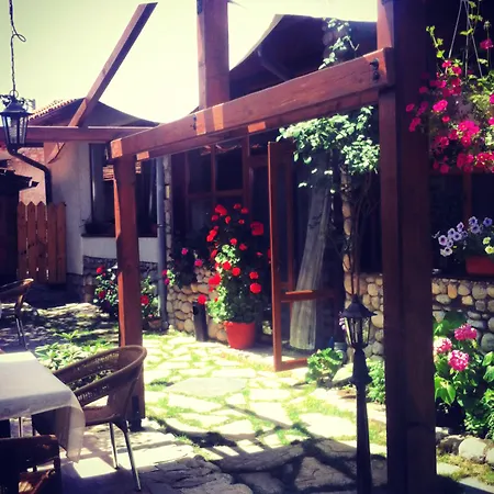 Hotel Welcome To Kralev Dvor Your In 3*